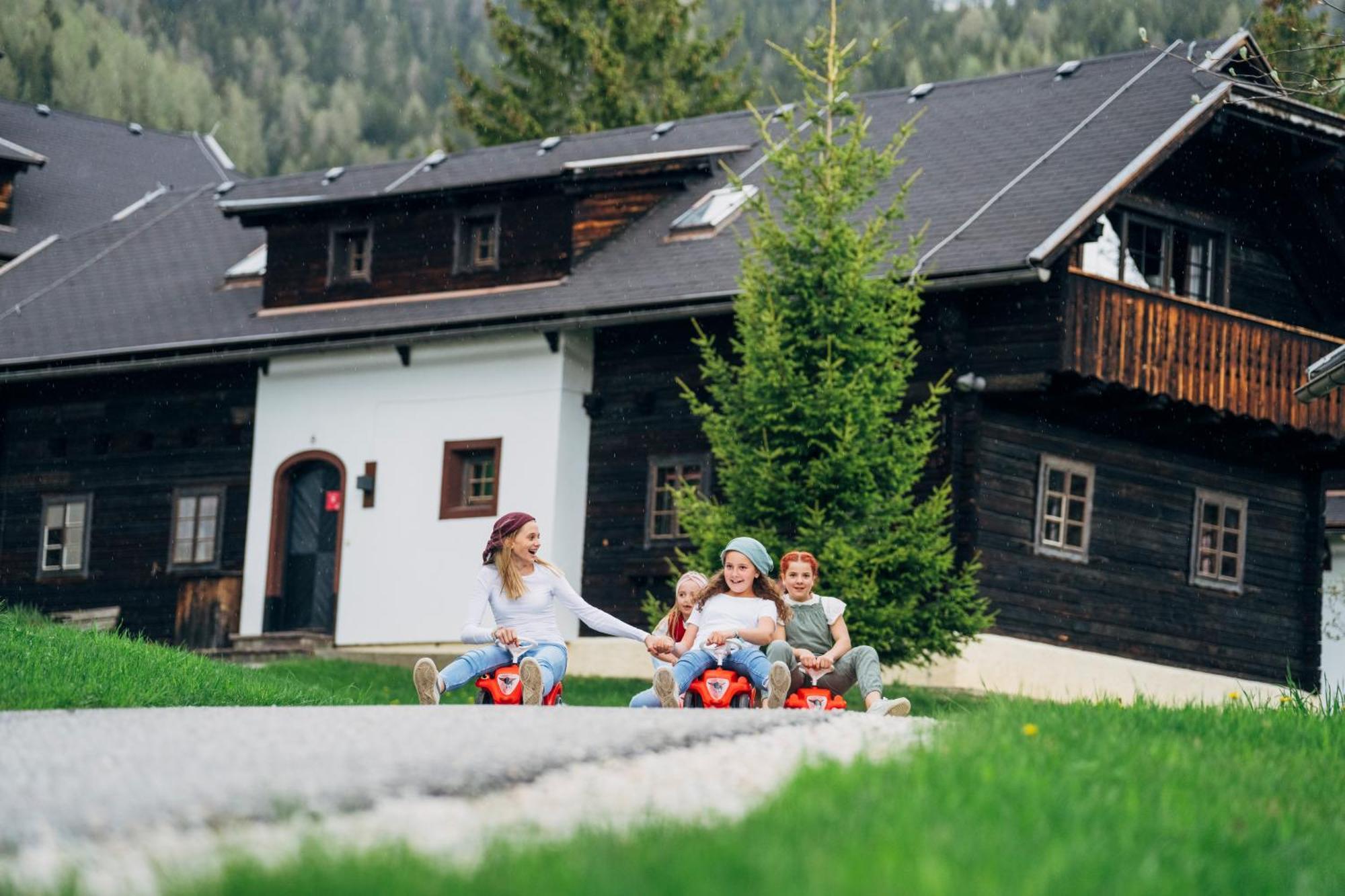 Slow Travel Resort Kirchleitn Bad Kleinkirchheim Esterno foto